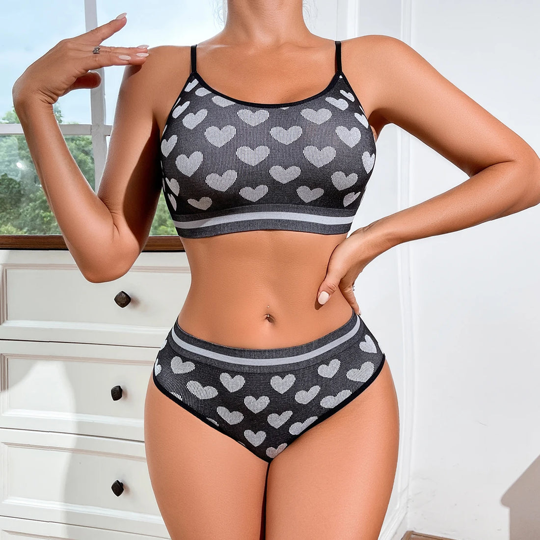 Women's Sports Bra Set Underwear Bra Korean Style Push Up No Steel Ring Bra Sexy Tube Top High Elastic Panty Set